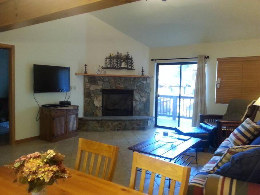 Cozy Flagstaff Home In Cool Pines - Country Club Eksteriør bilde